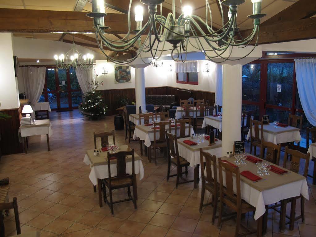 Hostellerie Du Parc Labarthe-Inard Экстерьер фото